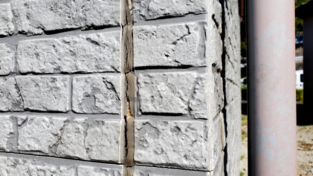 雨漏り発生場所：外壁