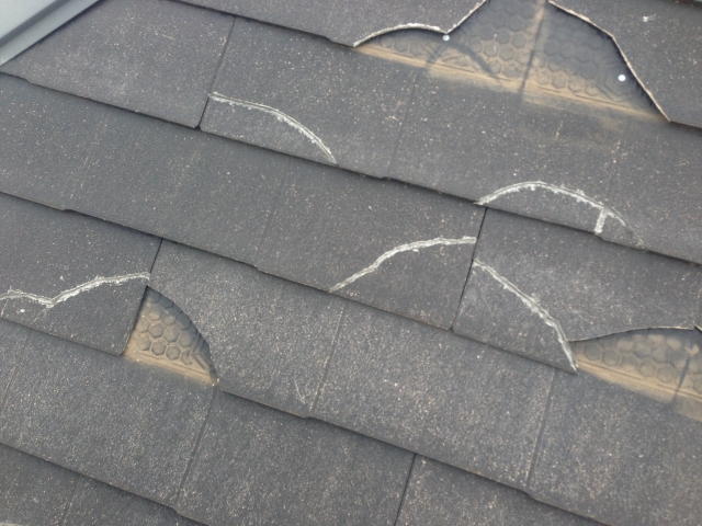 雨漏り発生場所：屋根